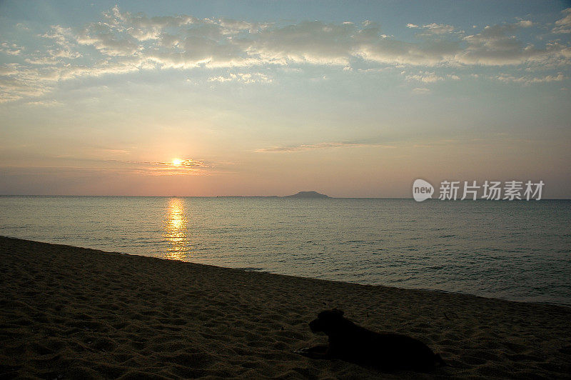 非洲马拉维湖的日落