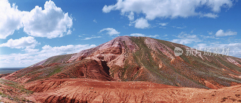 博格多山坡。