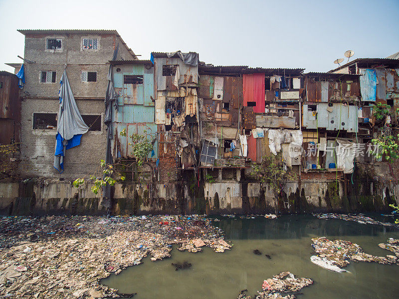 孟买城市达拉维的贫困贫民窟