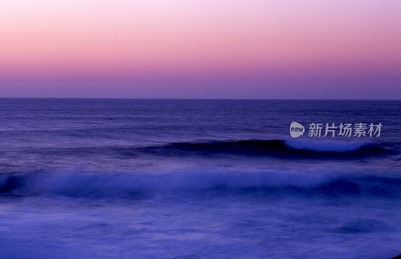 日落在穆夏卡米诺圣地亚哥死亡海岸加利西亚西班牙