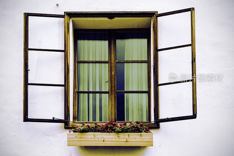 典型的奥地利窗口。