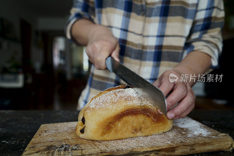 手工面包:葡萄干、黑麦酵母面包