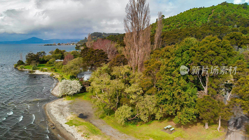 鸟瞰陶波湖-北岛，新西兰