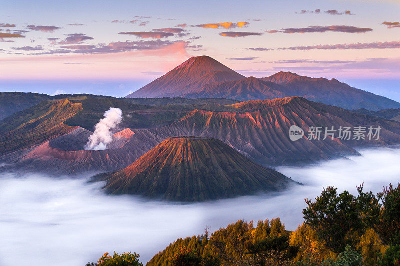 爪哇布罗莫火山的日出