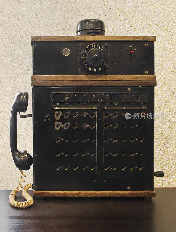 古董电话交换机