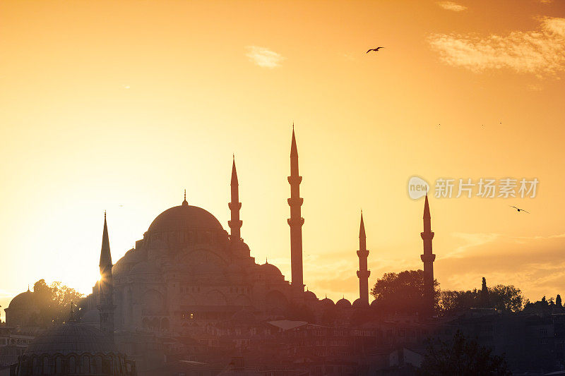 伊斯坦布尔的日落，苏莱曼清真寺