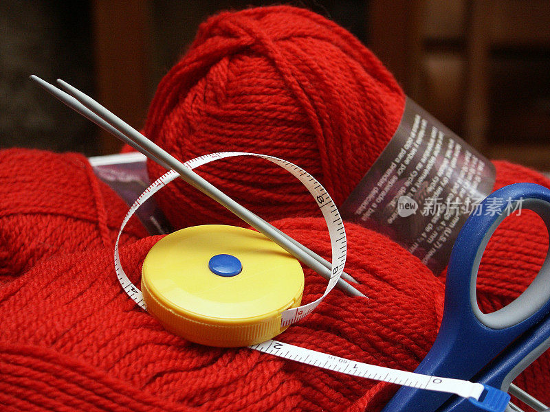编织在红线针，卷尺