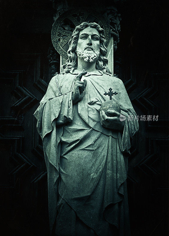 巴塞罗那大教堂的基督雕塑