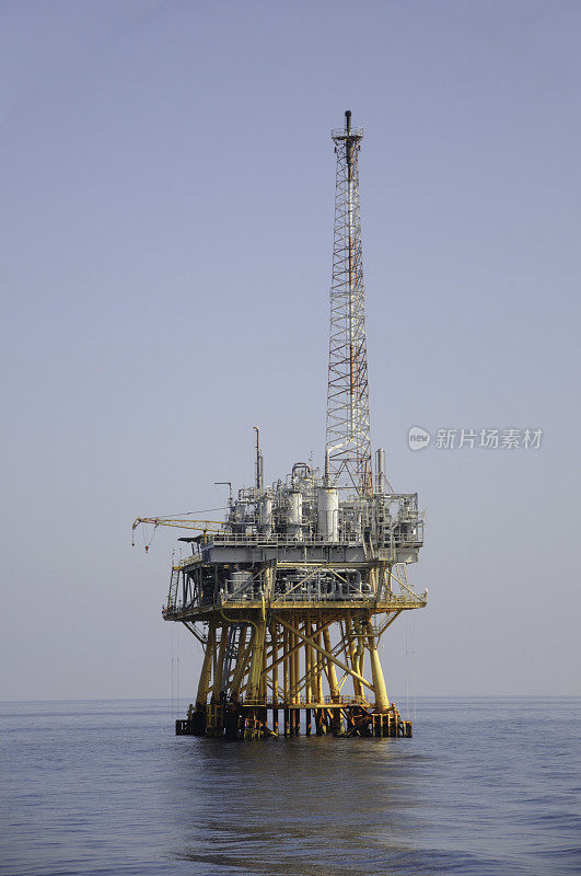 海上天然气生产平台
