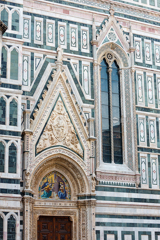 佛罗伦萨大教堂立面细节，托斯卡纳，意大利
