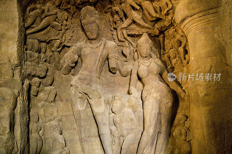象皮塔洞穴里的印度教神像