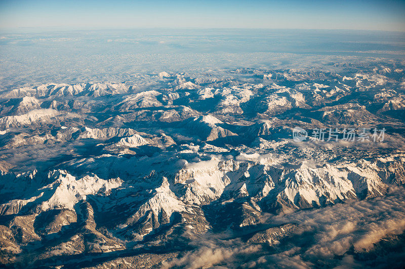 飞越高山