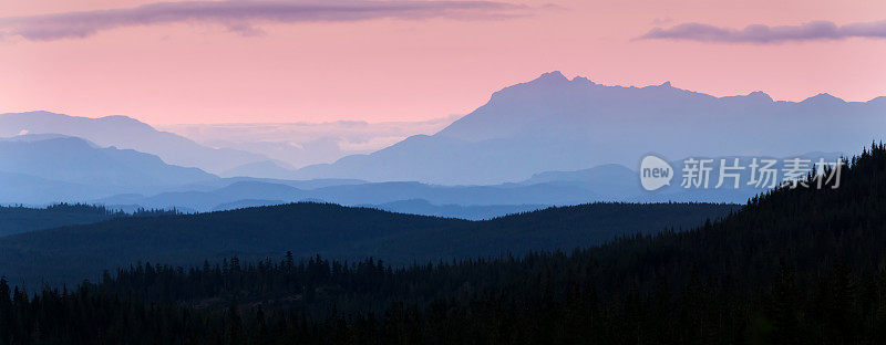 黄昏的华盛顿山景