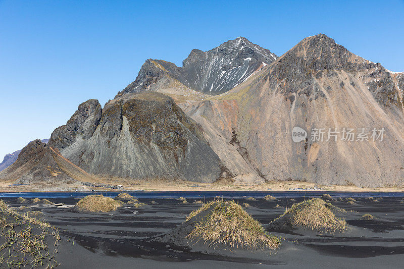 Stokksnes冰岛春天的Vestrahorn