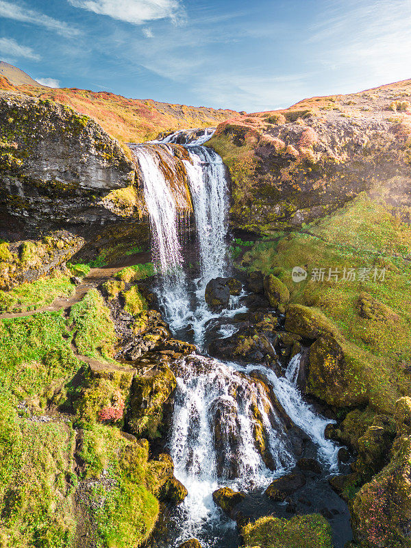 冰岛Selvallafoss瀑布的美丽风景，令人惊叹的空中垂直景观