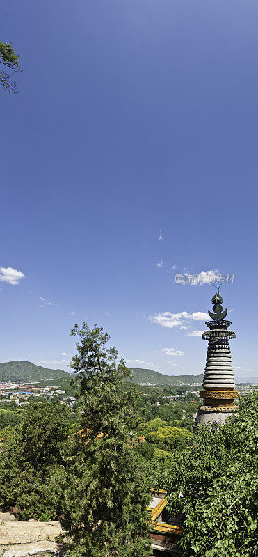 北京青天大旗夏佛塔