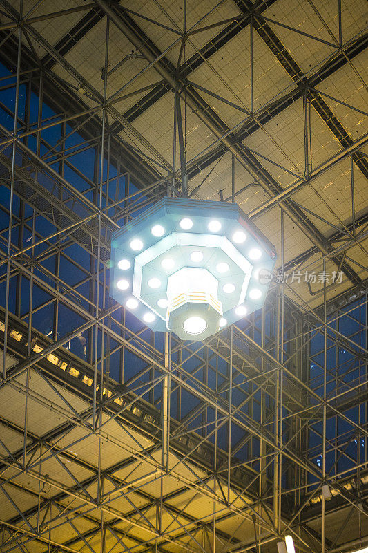 台北机场天花板
