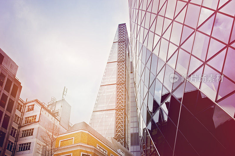 现代未来主义伦敦建筑