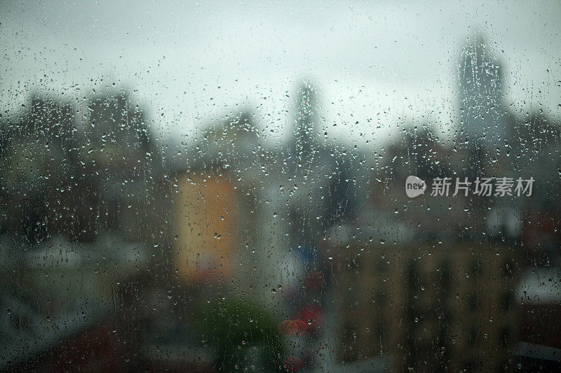 雨天城市之窗