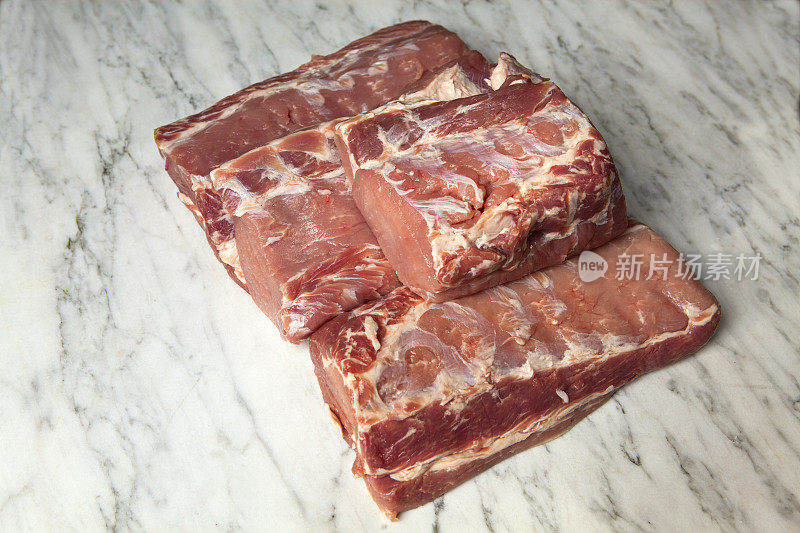 生的里脊肉