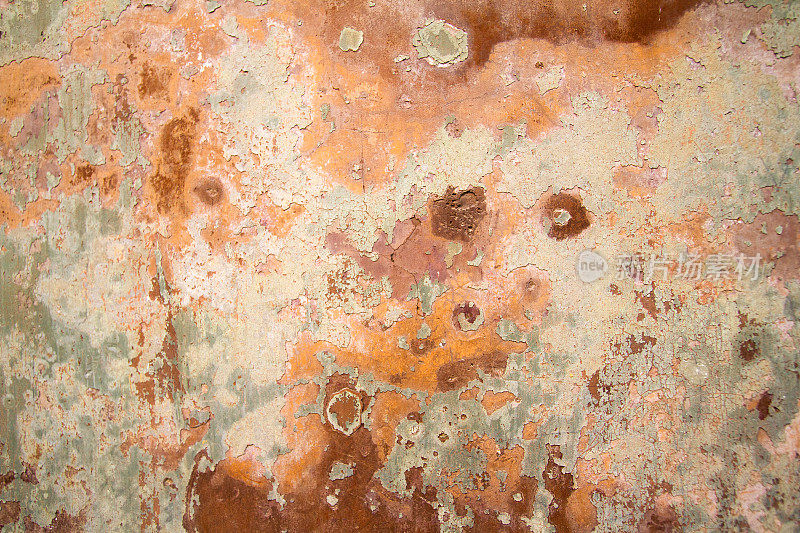 旧西西里墙背景纹理:斑驳的绿色-橙色-棕色