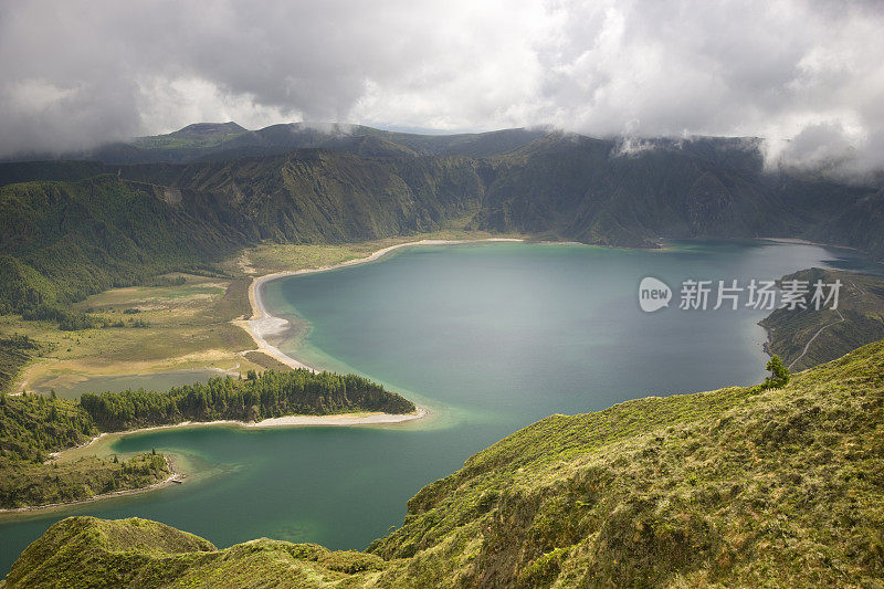 亚述尔斯湖佛戈火山岛