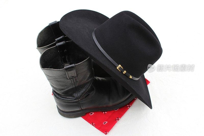 黑色牛仔帽黑色牛仔靴红色手帕