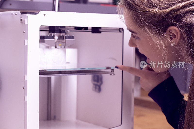 用3D打印机识别打印出来的物品。
