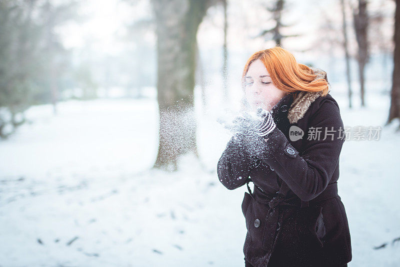 姜姑娘吹雪