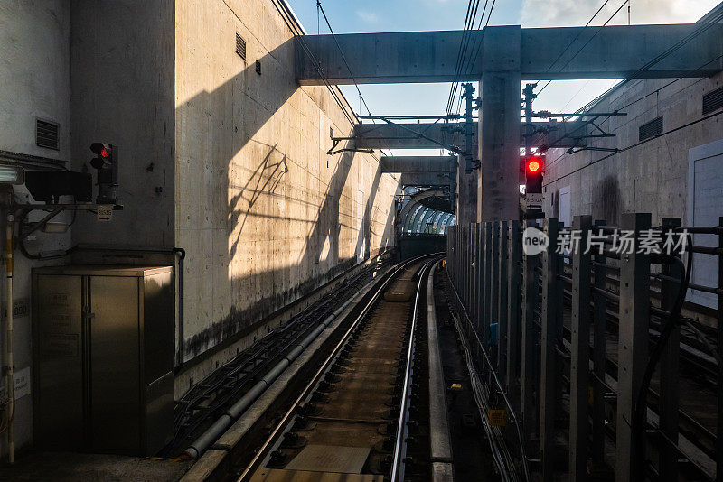 地铁铁路隧道