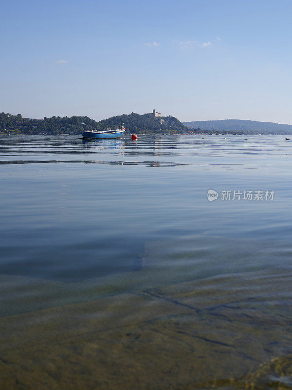 Lake更大