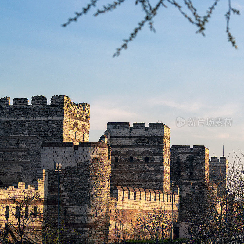 伊斯坦布尔的历史拜占庭墙。