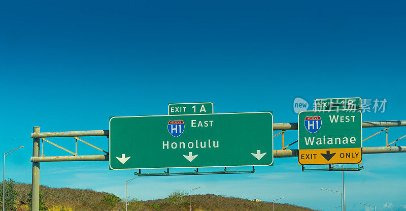 高速公路在夏威夷的火奴鲁鲁歌唱