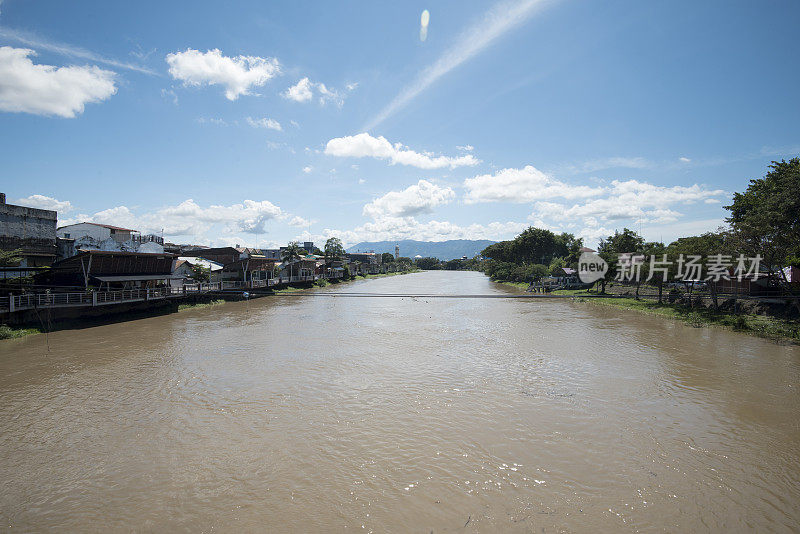 Peunayong桥区域