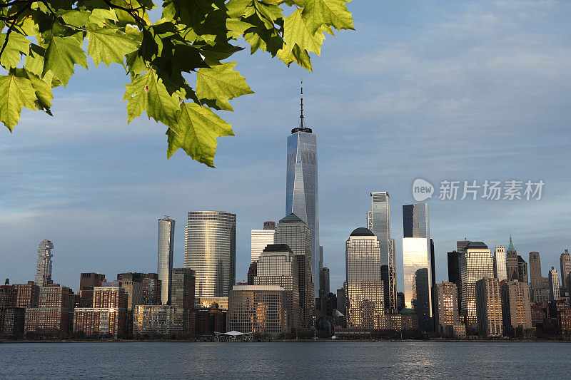 纽约市曼哈顿市中心的天际线，金融区的城市景观