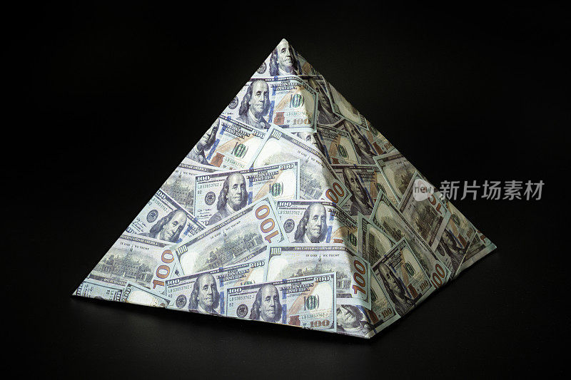 基于美元主导地位的全球金融金字塔。世界的经营理念。阴谋论