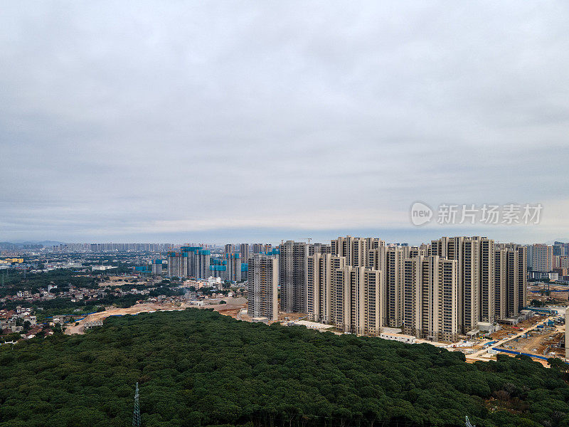 城市在建住宅的鸟瞰图