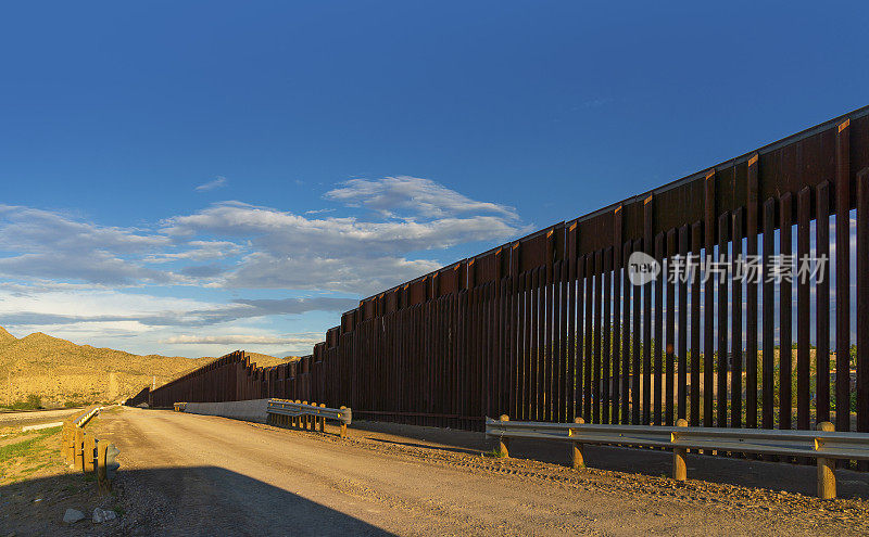 美国和墨西哥边境的栅栏