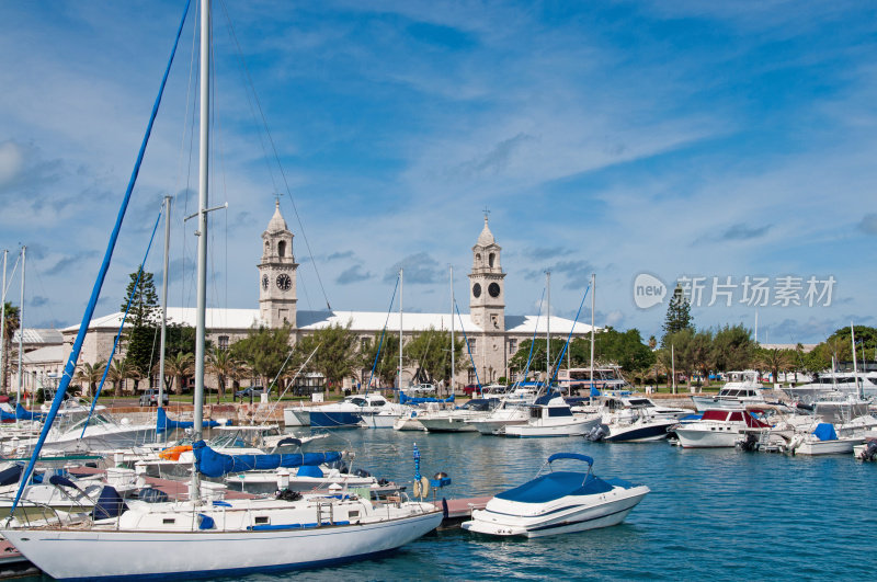 百慕大船坞的钟塔和码头