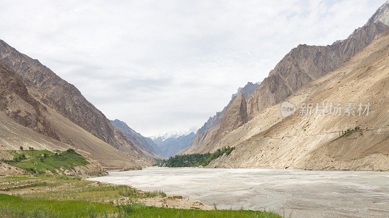 巴基斯坦喀喇昆仑湖舍河谷