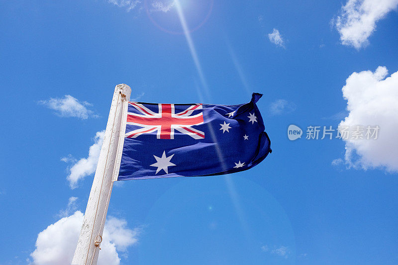 澳大利亚国旗在风中飘扬