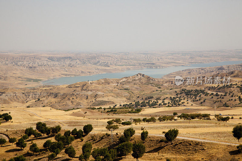 幼发拉底河，位于土耳其东部