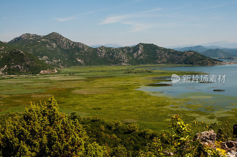 美丽的斯卡达湖渔业度假村