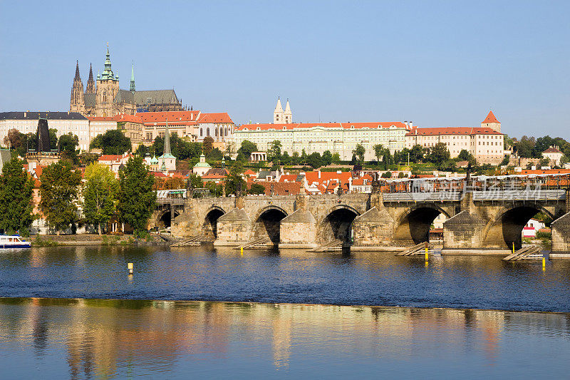 布拉格城堡和查理大桥