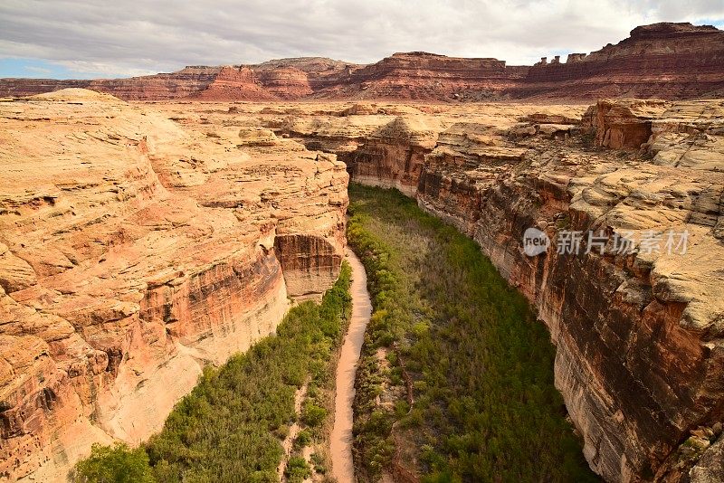 肮脏的恶魔河