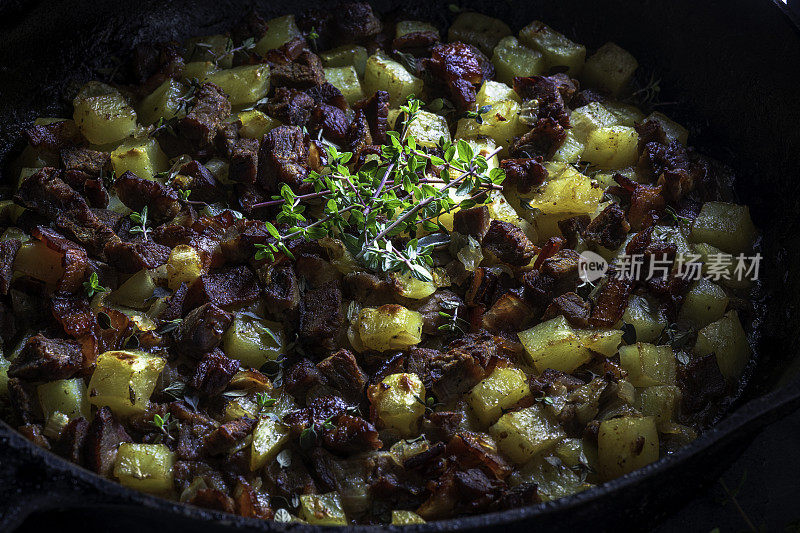 土豆和羊肉杂烩