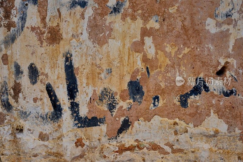 雅法的一堵有阿拉伯语涂鸦的老墙