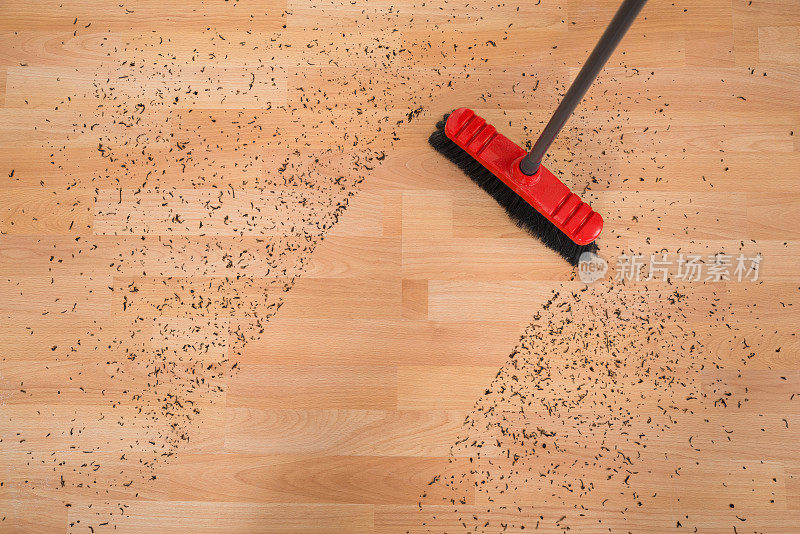 清洁硬木地板污垢的扫帚