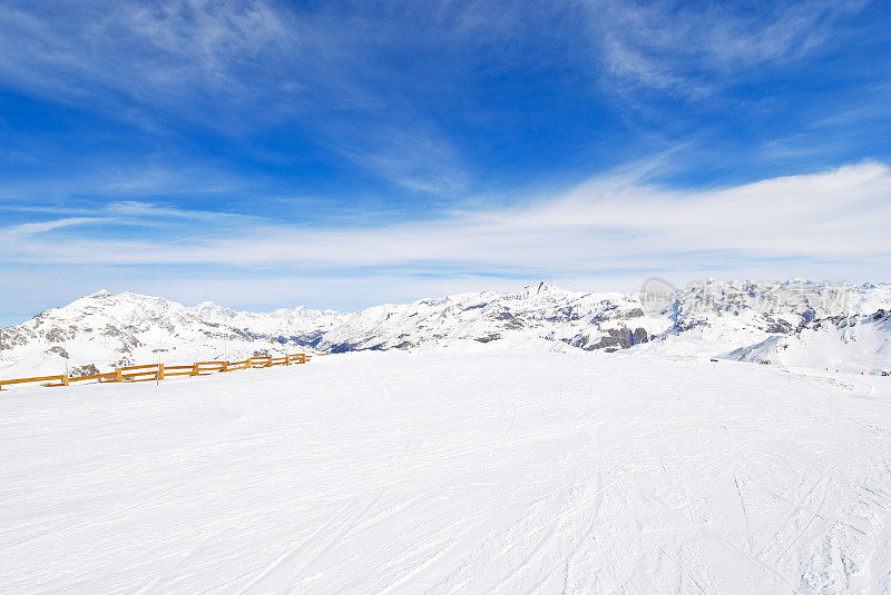 法国帕拉迪斯基地区的滑雪区