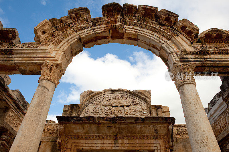 哈德良神庙(拱门)，土耳其以弗所